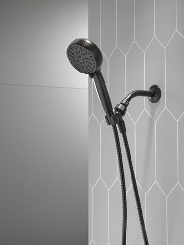 Powerful Delta Faucet - Deep Clean with ProCleanSpray Matte Black