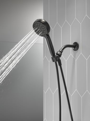 Powerful Delta Faucet - Deep Clean with ProCleanSpray Matte Black